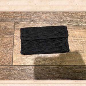 Crocheted wallet | The Sak